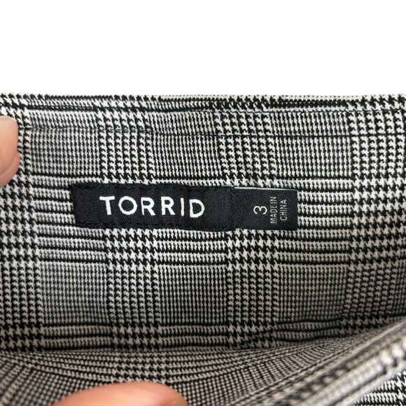 Torrid Black White Houndstooth Skater Mini Skirt Women’s Plus Size 3 - Picture 5 of 6